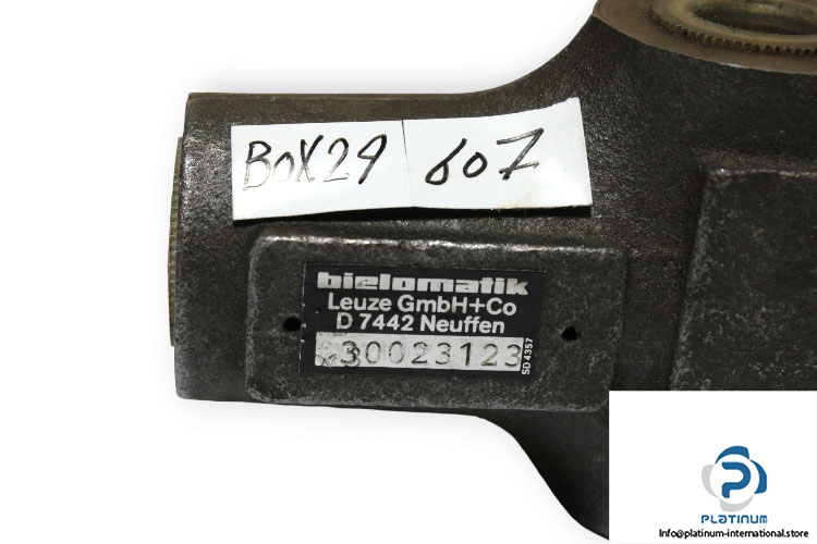 bielomatik-30023123-relief-valve-1