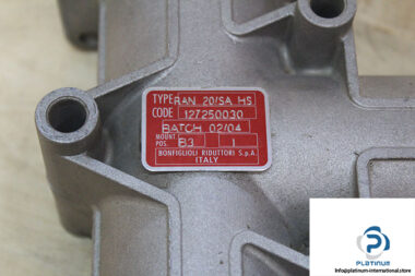 bonfiglioli-ran-20_sa-hs-right-angle-gearbox-1