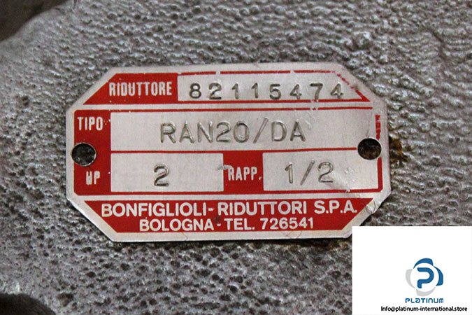 bonfiglioli-ran20_da-right-angle-gearbox-1