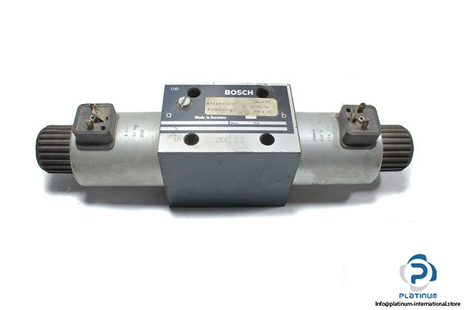 bosch-0-810-001-714-solenoid-operated-directional-valve-1