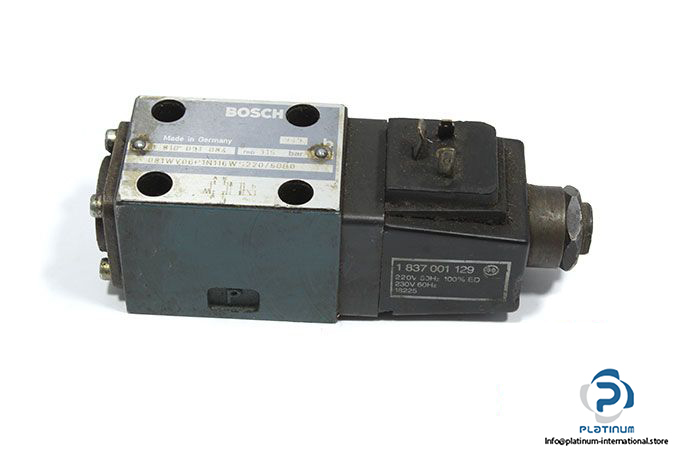 bosch-0-810-091-084-solenoid-operated-directional-valve-1