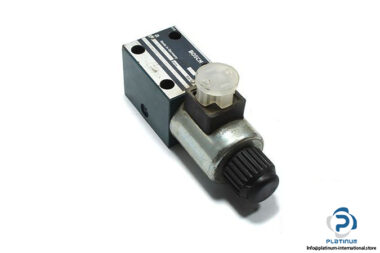 Bosch-0-810-091-270-solenoid-operated-directional-valve