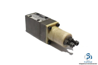 Bosch-0-811-106-033-pressure-relief-valve