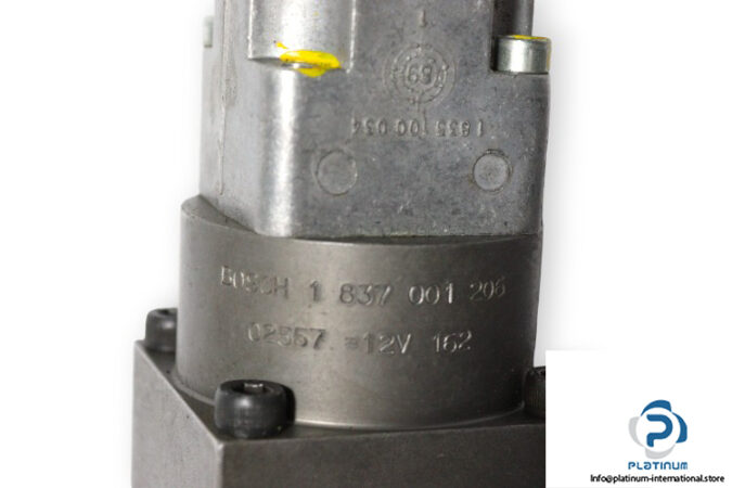 bosch-0-811-402-003-proportional-pressure-relief-valve-used-3