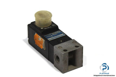 bosch-0-820-005-100-single-solenoid-valve