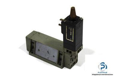 bosch-0-820-016-200-single-solenoid-valve