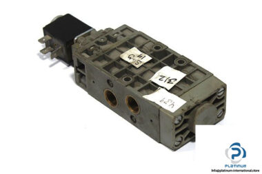 bosch-0-820-018-125-single-solenoid-valve-1