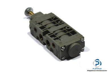 bosch-0-820-023-126-single-solenoid-valve-1-3