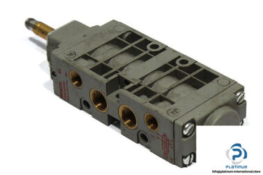 bosch-0-820-023-981-single-solenoid-valve-1