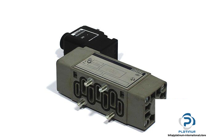 bosch-0-820-024-010-single-solenoid-valve-with-coil-1
