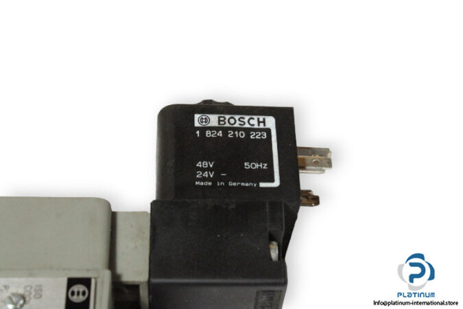 bosch-0-820-024-026-single-solenoid-valve-with-coil-2