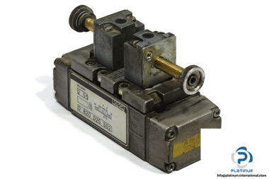 bosch-0-820-025-502-double-solenoid-valve