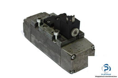 bosch-0-820-026-052-single-solenoid-valve