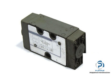 bosch-0-820-222-506-air-pilot-valve