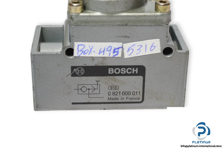 bosch-0-821-000-011-shuttle-valve-used-2