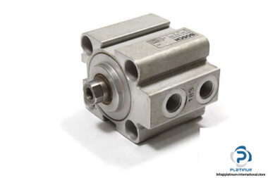 bosch-0-822-010-640-compact-cylinder