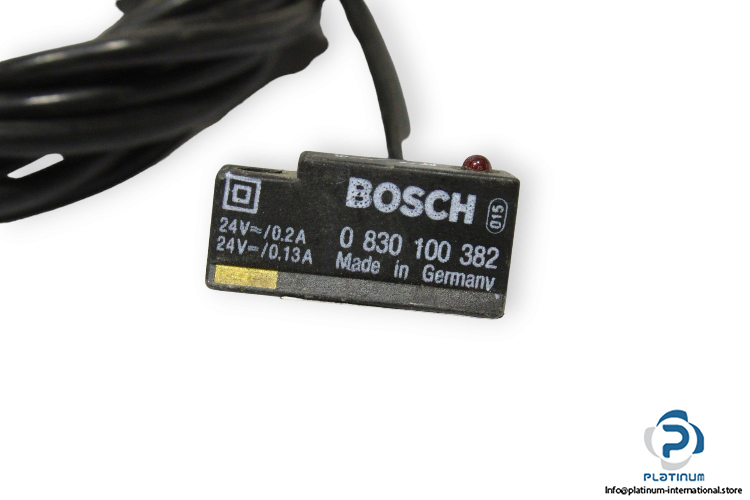 bosch-0-830-100-382-magnetic-sensor-used-2