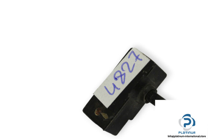 bosch-0-830-100-382-magnetic-sensor-used-3