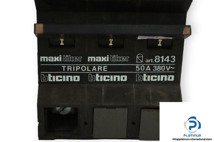bticino-8143-circuit-breaker-(new)-1