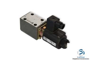 bucher-W2N320R-6AB2-24V-DC-solenoid-directional-seat-valve-used