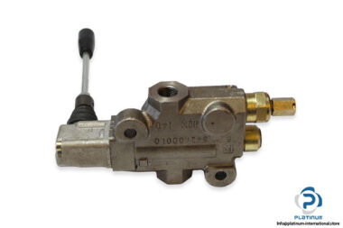 bucher-hydraulics-200051412024-directional-manual-valve-2