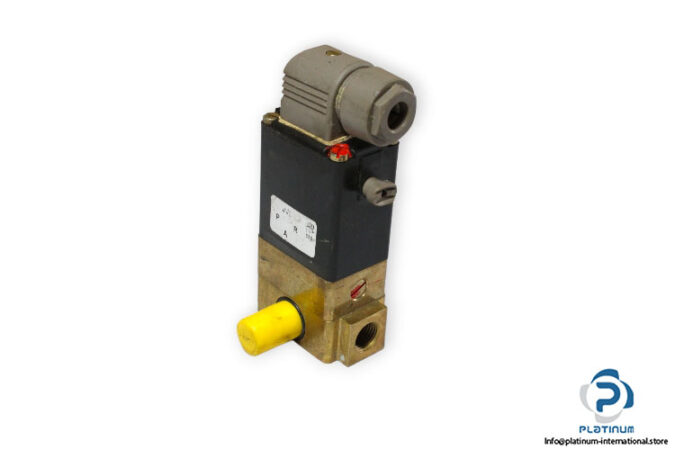 burkert-0331-C-3,0-NBR-MS-G1_4-PN0-10BAR-single-solenoid-valve-used