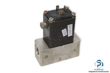 burkert-121-F-06-0-F-VA-G1_4-F-000-single-solenoid-valve-used