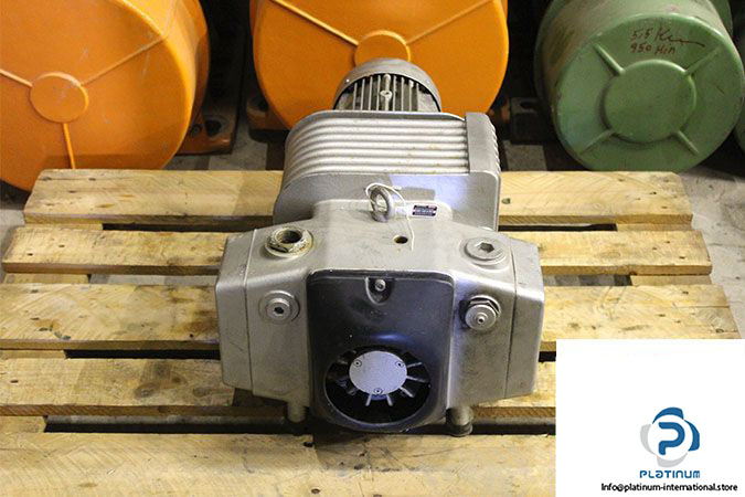 busch-sv-1063-b-vacuum-pump-1