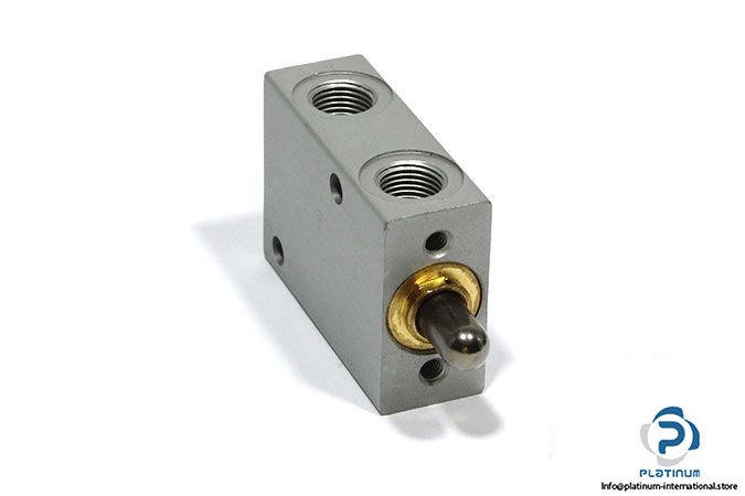 camozzi-138-945-mechanically-operated-valve-1