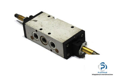 camozzi-454-011-22-double-solenoid-valve-1