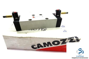 CAMOZZI-953-000-P11-23-SOLENOID-VALVE-SUBPLATE-_675x450.jpg