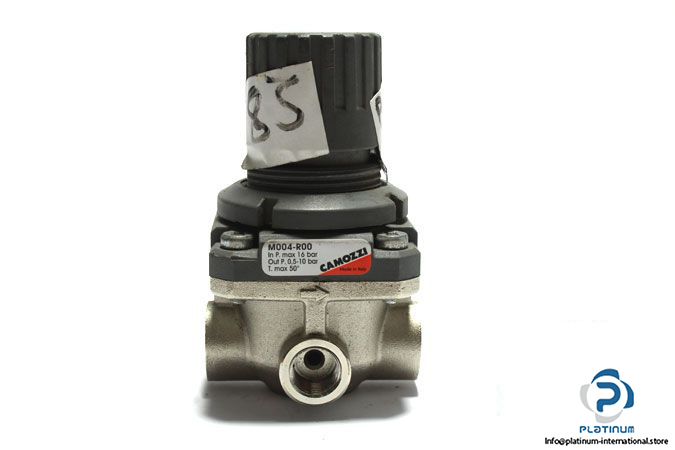camozzi-m004-r00-micro-pressure-regulator-used-3
