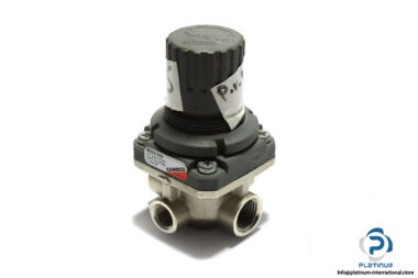 camozzi-M004-R00-micro-pressure-regulator-used