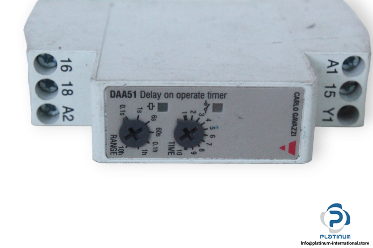 carlo-gavazzi-DAA51CM24-delay-on-operate-timer-(used)-1