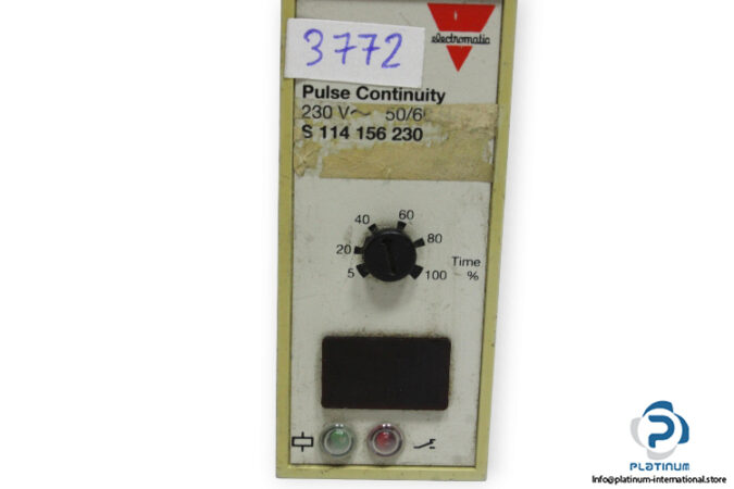 carlo-gavazzi-S-114-156-230-pulse-continuity-timer-(used)-3