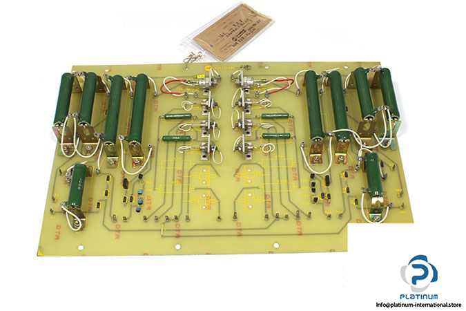 cb011-50e525094g01-50c752094c-circuit-board-1