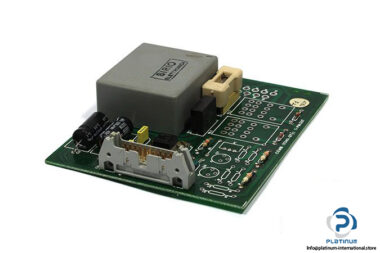 cb075-cemb-t-pw-out-17340-st_1-circuit-board