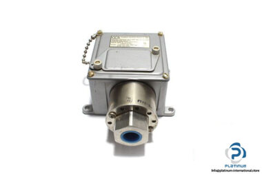 ccs-604gz2-7011-pressure-switch-2