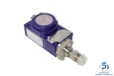 cella-PCS2MA-pressure-switch-used