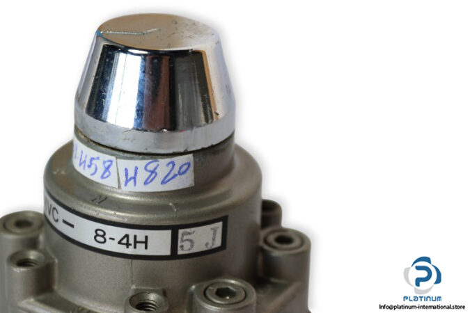 ckd-HMVC-8-4H-manual-selector-valve-new(without-carton)-3