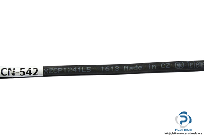 cn-542-telemecanique-xzcp1241l5-pur-pre-wired-female-connector-1