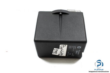 CONDOR-MDR-3-237853-AIR-PRESSURE-SWITCH3_675x450.jpg