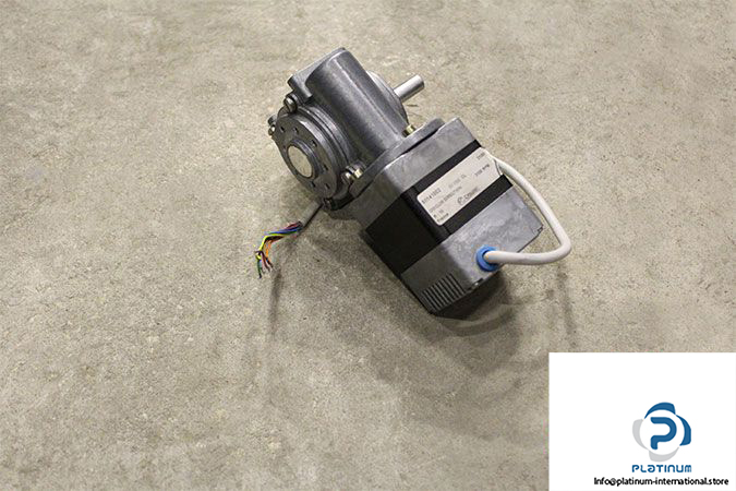 crouzet-80141002-right-angle-gearbox-1