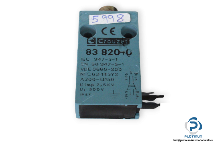 crouzet-83-820-0-micro-switch-(New)-1
