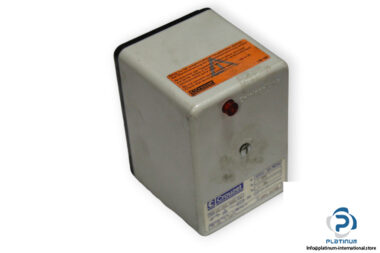 crouzet-85.201.033-gas-burner-control-unit_used
