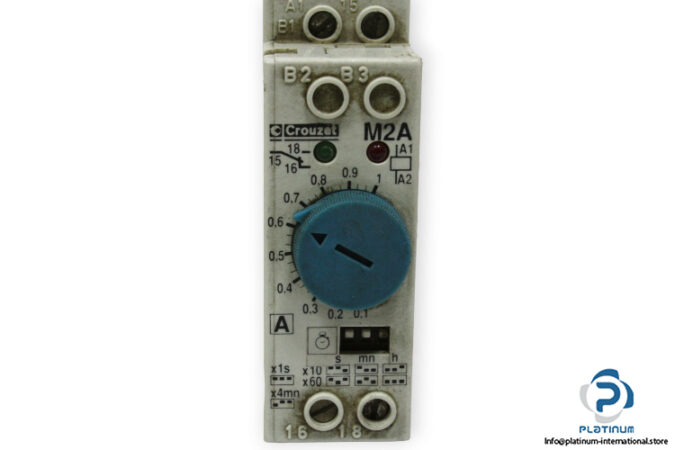 crouzet-AM2-time-delay-relay-(used)-1