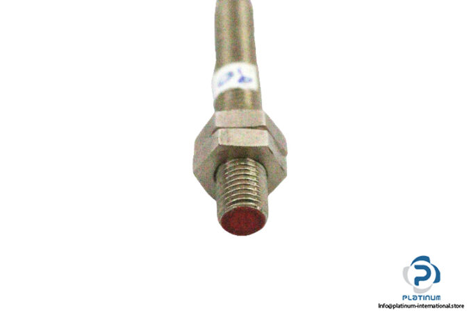 cylindrical-sensor-SN2-NPN-NO8-60-inductive-proximity-sensor-(used)-1