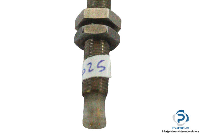 cylindrical-sensor-SN3-NPN-NC8-44-inductive-proximity-sensor-(used)-2