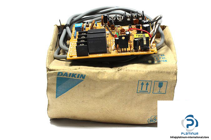 daikin-eb9594a-2-circuit-board-1