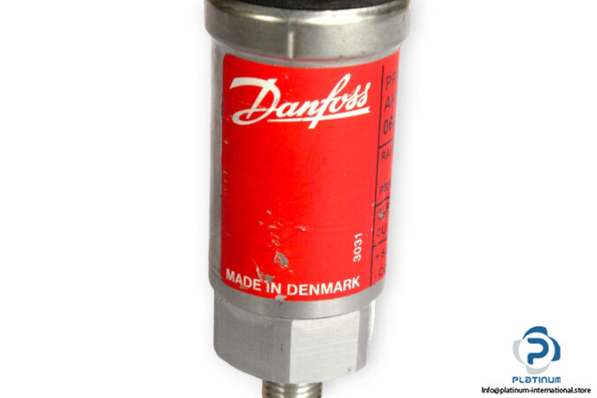 danfoss-AKS-33-pressure-transmitter-used-3